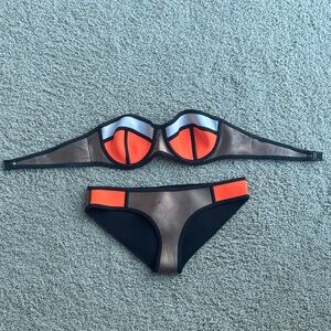 Elegant Women's Bikini Set - Black and Orange